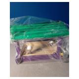 PINATED GREEN AND PURPLE STARSWR Bird Feeders for Outside Hanging, Wild Bird Feeder House for Cardinals Finches Wooden Bluebird Feeder Mealworm Feeder Outdoor Wood Platform Bird House Feeder