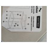 Elevated Dog Water Bowl Set - Retail: $25