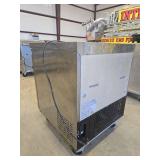 Avantco Commercial Undercounter Refrigerator Model 178SSUC27FHC