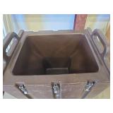 CARLISLE Insulated Beverage Dispenser.