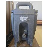 Cambro 250LCD Insulated Beverage Dispenser