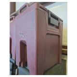 CAMBRO Insulated Beverage Container