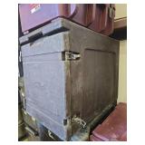 Rubbermaid Commercial Storage Containers