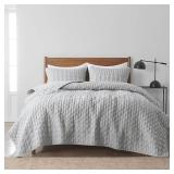 Light Grey Oversized California Cal King Size Quilt Bedding Set with 2 Pillow Shams, Lightweight Soft Bedspread Coverlet Bed Cover for All Season, 3 Pieces, 118x106 inches - Retail: $56