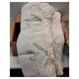 Ultra Soft Twin Size Mattress Topper - Viscose Made from Bamboo Pillow Top Mattress Pad for Back Pain Relief - Naturally Cooling for Hot Sleepers, White