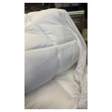 COONP Queen Mattress Topper, Extra Thick Pillowtop, Cooling and Plush Mattress Pad Cover Cotton Top Bed Topper Protector with 8-21 Inch Deep Pocket - Retail: $97