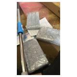 Microfiber Wet Mops 24 in Heavy Duty Flat Floor Mop Adjustable Handle with 4 Washable Mop ClothesHANDLE MALFUNCTION  - Retail: $32