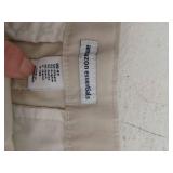 Amazon Essentials Toddler Boys Uniform Woven Chino Flat-Front Shorts with Adjustable Waist, Light Khaki Brown, 4T