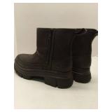 APPEARS NEW - UGG Women