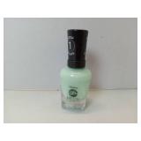 FACTORY SEALED - Sally Hansen Miracle Gel Neons Salon Quality Nail Polish | Gel-Like Formula, Two-Step System, No UV Light Needed, Long Lasting | Opaque | 52 Electri-lime| Neon Green Nail Polish