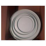 Pyrex 8-piece Tinted Glass Mixing Bowls (BIGGEST LID IS DAMAGED)