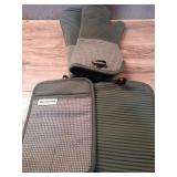 KitchenAid Chambray 4-piece Mitt Set