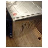 Gourmia XL Digital Air Fryer Toaster Oven with Single-Pull French Doors - Retail: $190