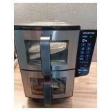 Gourmia GAF1190 11-QT Dual Basket Air Fryer with Smart Finish, Sync Cook, & 4-Layer Cooking  - Retail: $110