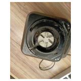 (NOT WORKING) Ninja Blender, For-Smoothies, Salsa, Shakes, Slush, and-Frozen Drinks, Pitcher, and-Lid, for-Kitchen, Crushes Ice, Fruit, and-Veggies, 1000-Watt, Dishwasher Safe, Black, NJ601AMZ - Retai