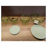 Pyrex 8-piece Tinted Glass Mixing Bowls (MISSING TWO LIDS) - Retail: $50