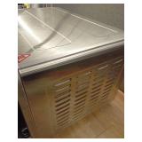 Gourmia XL Digital Air Fryer Toaster Oven with Single-Pull French Doors - Retail: $190