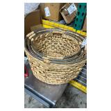 Deco 79 41132 Sea Grass Storage Basket (Set of 3), 15\"/17\"/19\"W