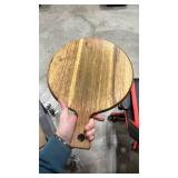 21\"x16\" XL Extra Large Acacia Wood Cutting Board with Handle Round Wooden Charcuterie Boards Meat Chopping Board Bread Serving Cheese Platter Big Pizza Cutting Boards for Kitchen Carving Butcher Boa