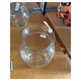 Clear Glass Flower Vase.