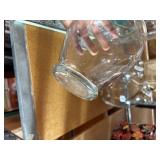 Clear Glass Flower Vase.