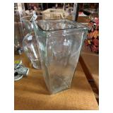 Clear Glass Flower Vase.