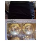 Gold 4 Glass Ornaments