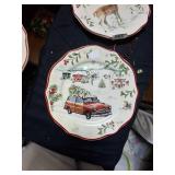Better Homes & Garden Christmas Glass Plate Set