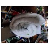 Queen Blanket/Quilts