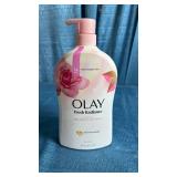 Olay Fresh Radiance Body Wash - Rose Water & Sweet Nectar - Retail: $8