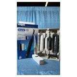 Oral-B iO Series 2 Electric Toothbrush  Pure White & Night Black  INCOMPLETE