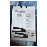 Swingline Desktop Stapler 3 pc Set