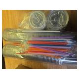 Ziliny 100 Pack Clear Plastic Cups With Flat Lids and Straws Disposable Drinking Cups for Iced Coffee, Cold Drinks, Juice, Smoothies, Milkshakes (16 oz) STRAWS CRUSHED - Retail: $30