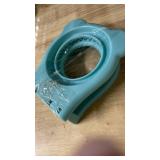 CHICHAUS Uncrustable Sandwich Maker, Sandwich Pocket Circle Shape Cutter and Sealer for Kids Breakfast and Lunchboxes, Light Blue, 3.7Inch - Retail: $8