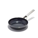 OXO Agility Series 8 Frying Pan Skillet, Ceramic Nonstick Cookware PFAS-Free, Induction Suitable, Quick Even Heating, Stainless Steel Handle, Chip-Free Rims, Dishwasher and Oven Safe, Black