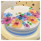 Weraru 58Pcs Edible Butterfly and Flowers Cake Topper Cupcake Toppers Wedding Themed Party Birthday Cake Decoration Mixed Size & Colour