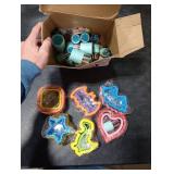 32PCS Sandwich Cutter and Sealer Set Sandwich Cutter for Kids, Vegetable Fruit Cutter Shapes with Food Picks for Kids School Lunch Bento Box Accessories Cookie Cutters