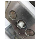 Breville Stainless Steel Barista Express Espresso Machine Light Silver BES870XL: 15 Bars Pressure, Milk Frother, Grinder