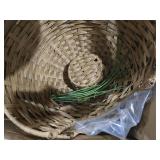 Cat Litter Box Plant Furniture Enclosure, Hidden Handwoven Rattan with Cat Litter Box and Artificial Plants, Odor Control Filter, Real Stones in Living Room, Bedroom, Corner Natural