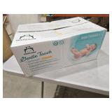 Amazon Brand - Mama Bear Gentle Touch Diapers, Size 1, 200 Count (4 packs of 50)