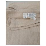 Threshold Natural Light Weight Comforter King - Retail: $65