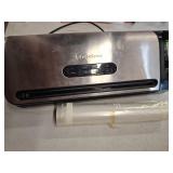 FoodSaver 2-in-1 Food Preservation System
