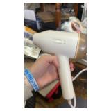 Bear Steamer for Clothes, Portable Handheld Travel Clothes Steamer, 10 Second Fast Heat-up, Auto-Off, Steam Iron Fabric Wrinkle Remover with Brush for Home and Travel - Retail: $15