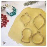 Q-BAKER Christmas Ornaments Cookie Cutters, 4PCS Stainless Steel Snow Globe,Round Ornament,Teardrop Bauble, Finial Shapes with Decorating Instructions