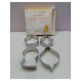 Q-BAKER Christmas Ornaments Cookie Cutters, 4PCS Stainless Steel Snow Globe,Round Ornament,Teardrop Bauble, Finial Shapes with Decorating Instructions