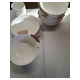 20 piece dish set