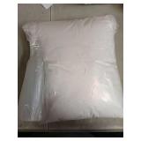 Instant Snow Flocking Powder with 1 Pack 500ml Spray Bottle, Self Adhesive Fake Snow for Christmas Tree, Wreath Garland, DIY Winter Village Decoration (4.4 Pounds)