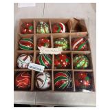 Traditional Red and Green Glass Christmas Ornaments Set-15