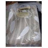 BLOOMHAVEN Queen Comforter Set -7 Pieces Sage Green Floral Comforter Set for All Seasons, Bed in a Bag Queen with Botanical Flowers Comforter, Sheets, Pillowcases & Shams