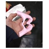 Small Heart Hands Sculpture Decor for Living Room Bedroom Bookshelf Coffe Table and Office Display, Love Finger Statue Modern Aesthetic Home Decor, Unique Gift for Wedding Christmas Birthday (Pink)